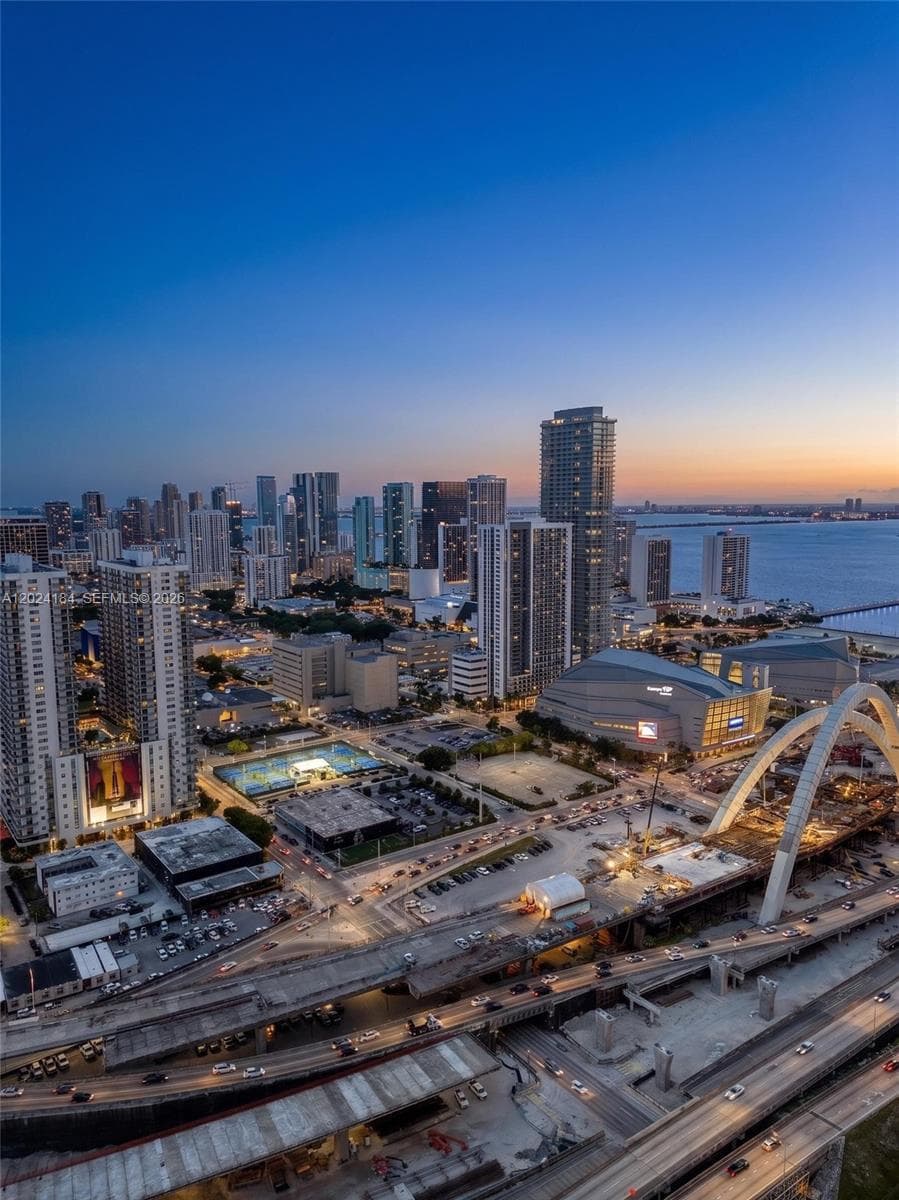 20 NE 11 St # 2601, Miami FL 33132