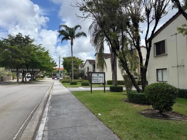 8911 SW 123rd Ct # 203, Miami FL 33186