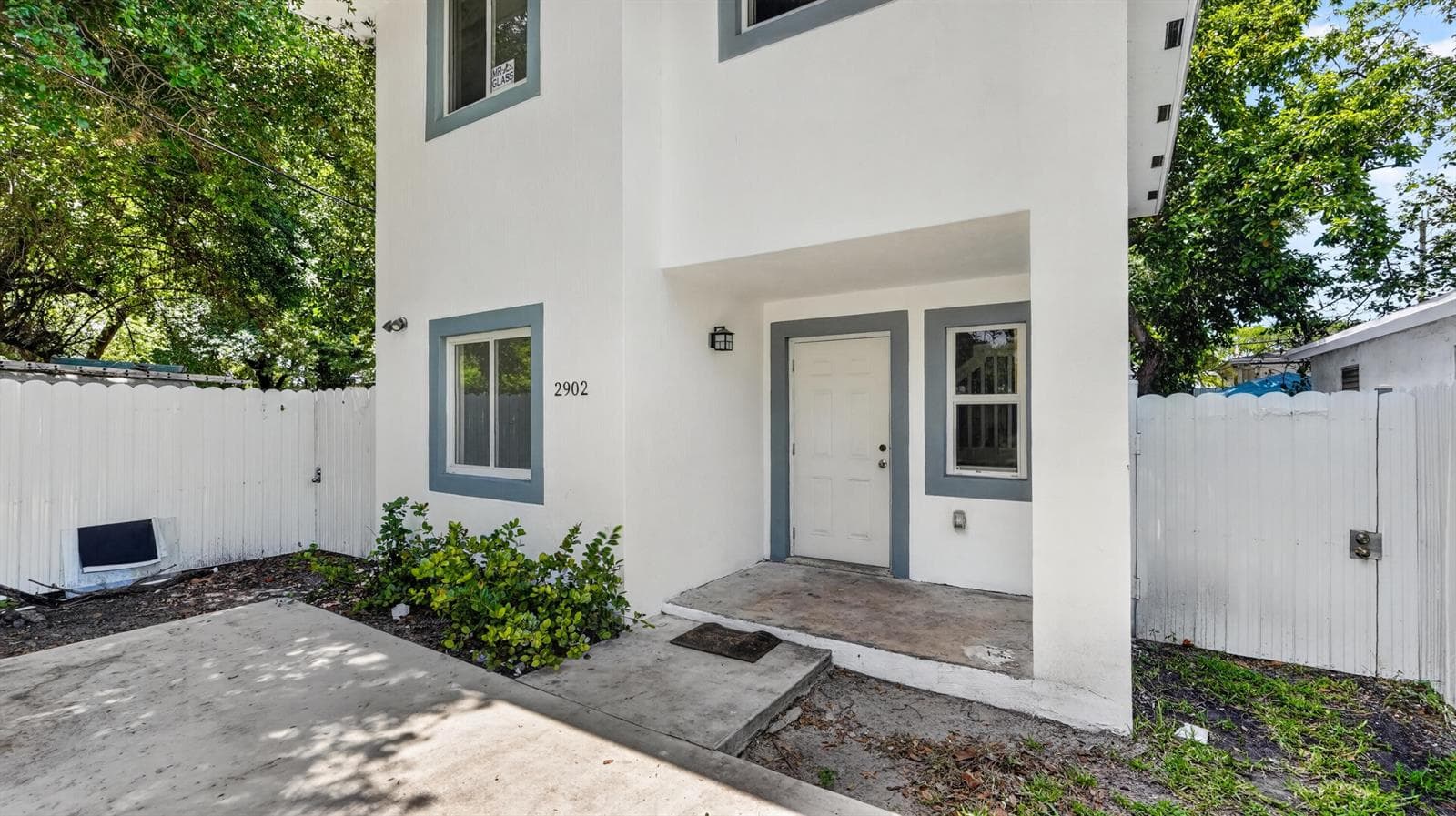 2902 NW 44th Street, Miami FL 33142