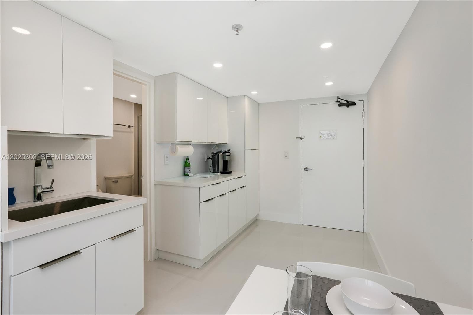 5445 Collins Ave # 1203, Miami Beach FL 33140