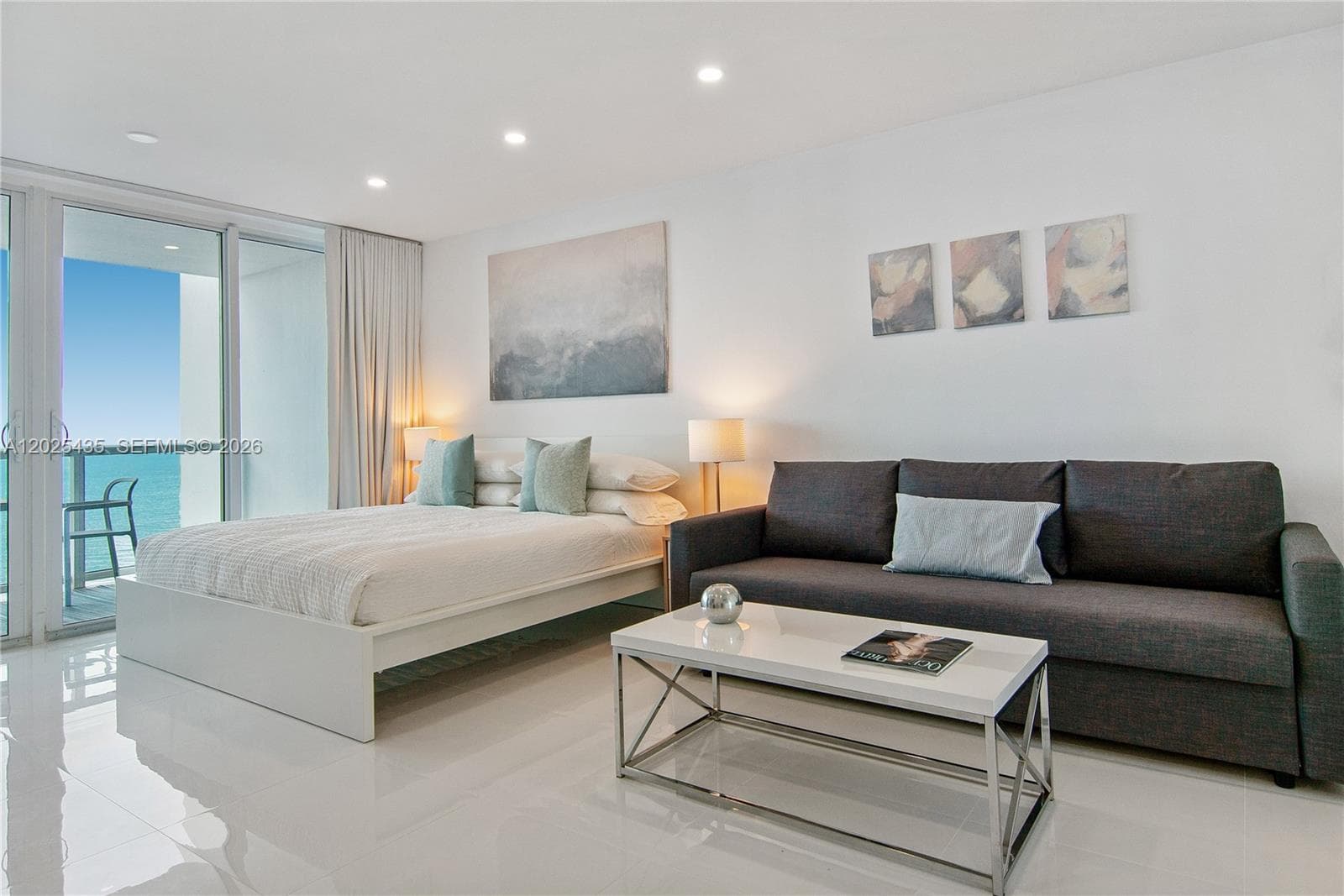 5445 Collins av, Miami Beach FL 33140