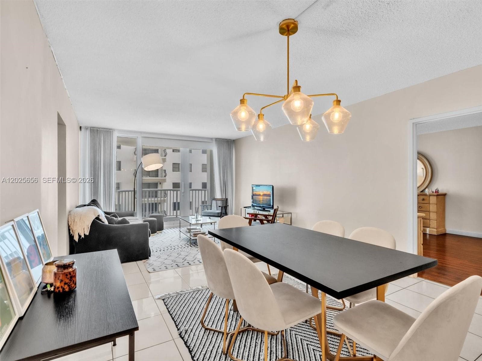 5401 Collins Ave # 107, Miami Beach FL 33140