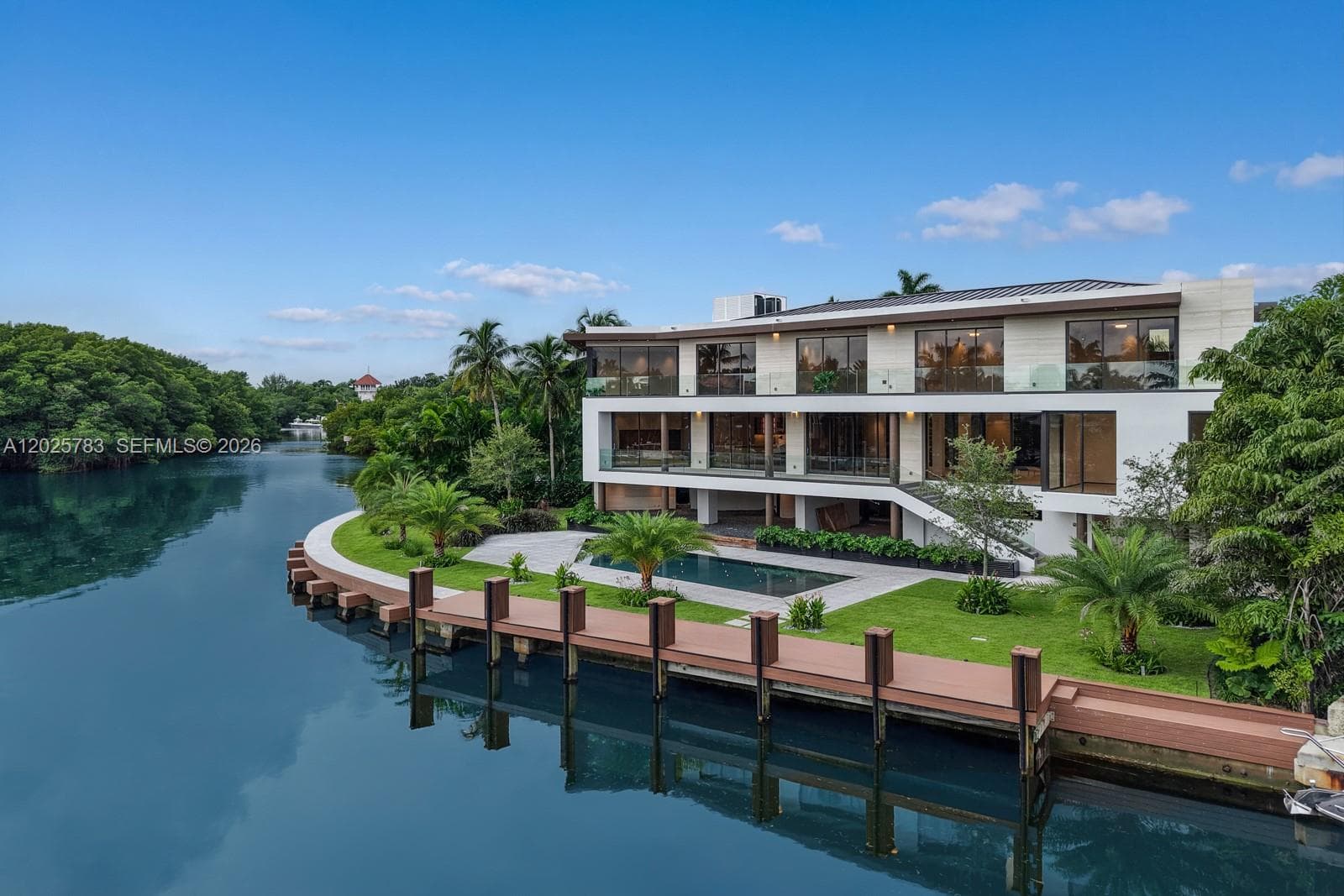 6941 Sunrise Ct, Coral Gables FL 33133
