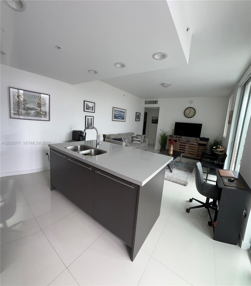 7875 NW 107th Ave # 504, Doral FL 33178