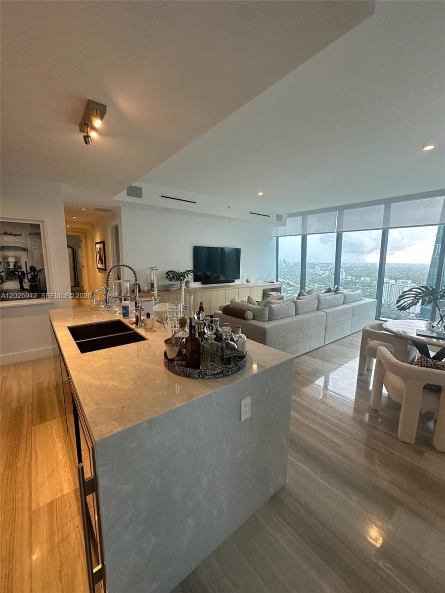1451 Brickell Ave # 3804, Miami FL 33131