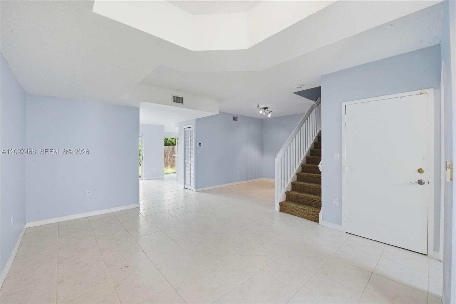 10180 SW 88th St # 403, Miami FL 33176