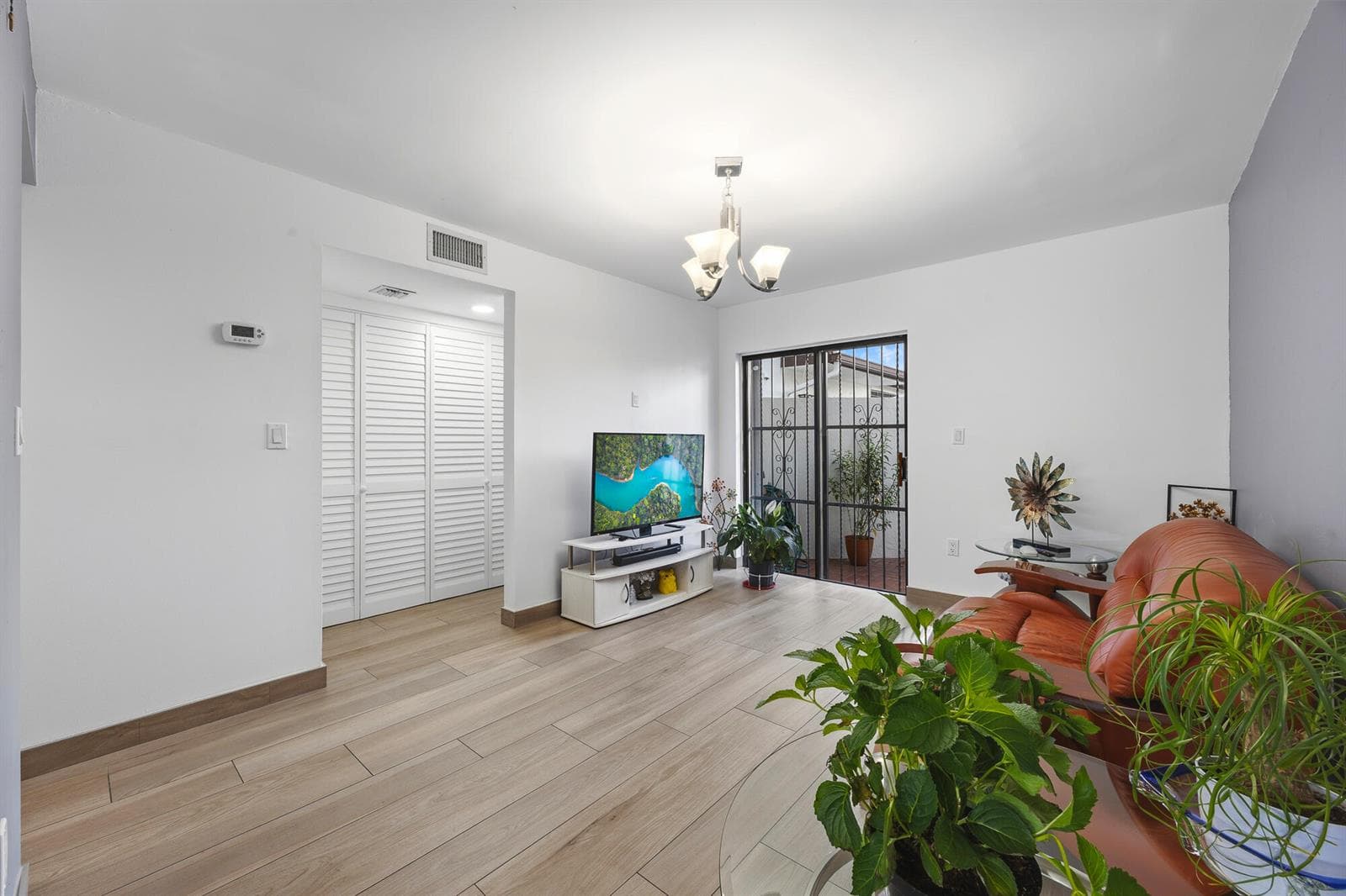 1461 SW 124th Court # c, Miami FL 33184
