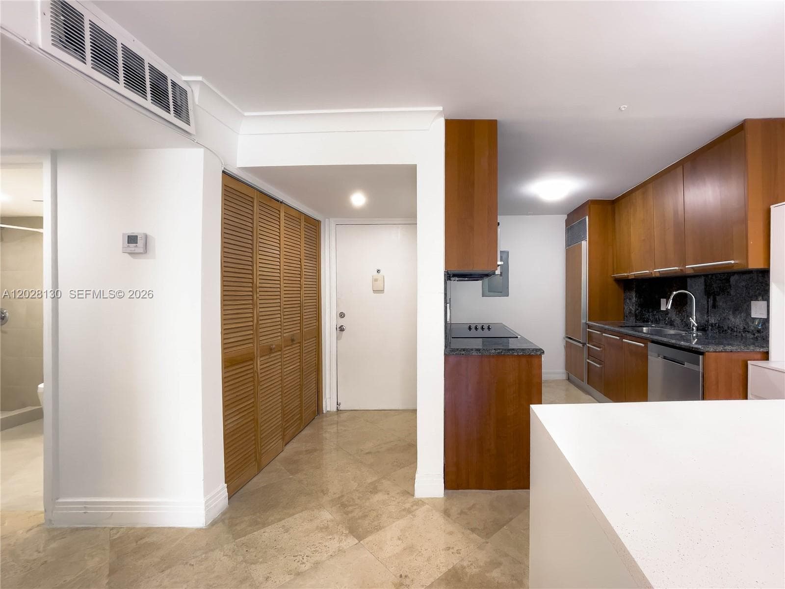 1670 Bay Rd # 2D, Miami Beach FL 33139