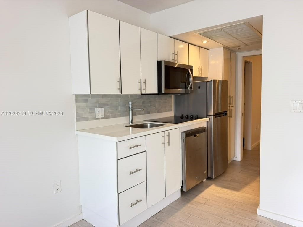 1601 Meridian Ave # 104, Miami Beach FL 33139