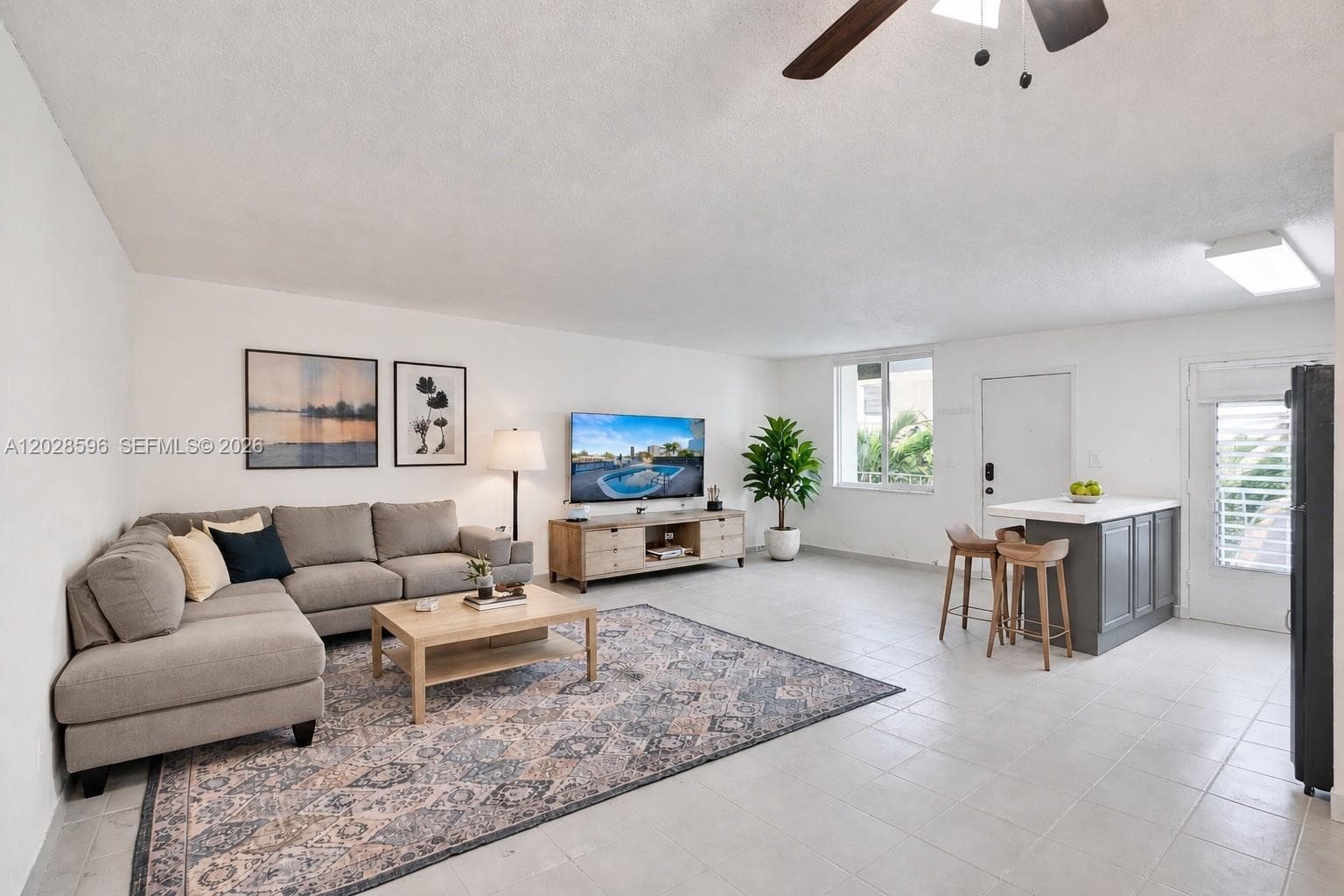 7133 Bay Dr # 305, Miami Beach FL 33141