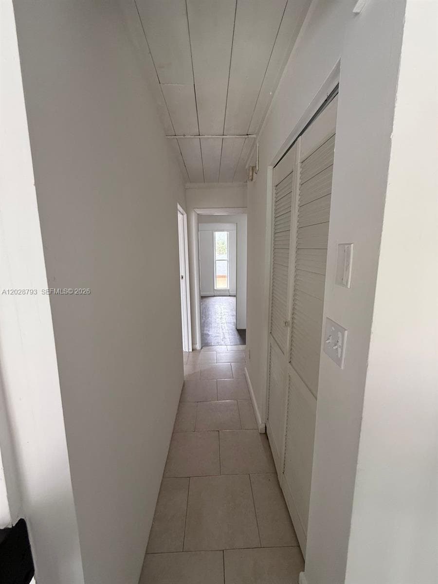 14310 NE 5th Pl, Miami FL 33161