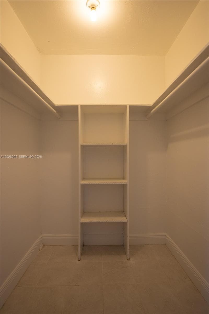 1014 Salzedo St # 101, Coral Gables FL 33134