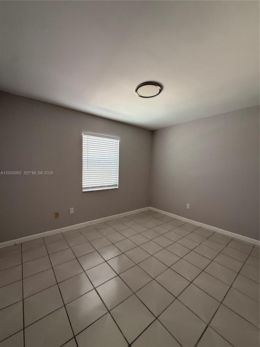6820 W Flagler St # 407, Miami FL 33144