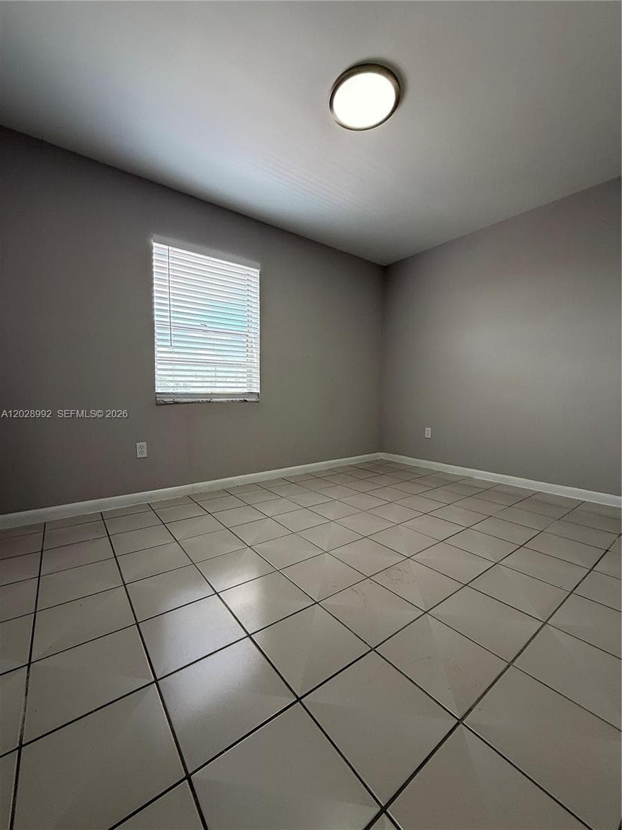 6820 W Flagler St # 407, Miami FL 33144
