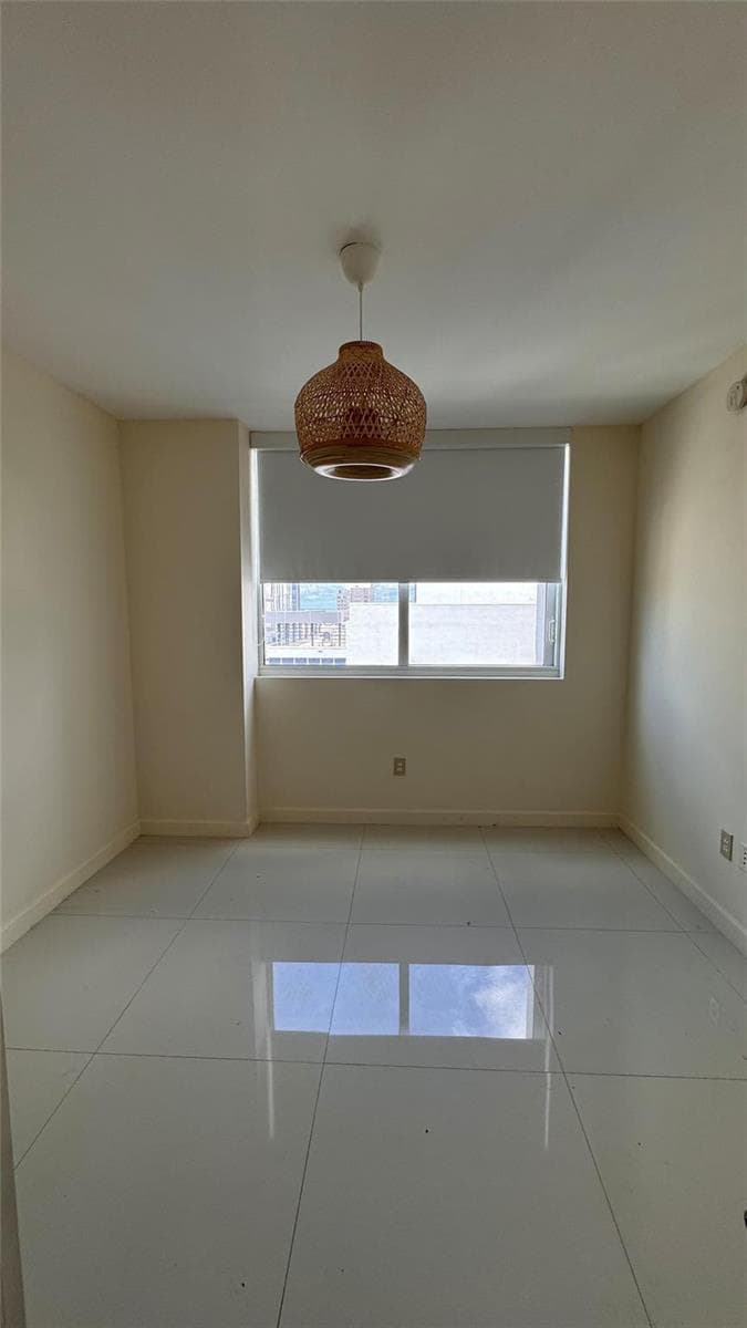 253 NE 2nd Street # 3208, Miami FL 33132