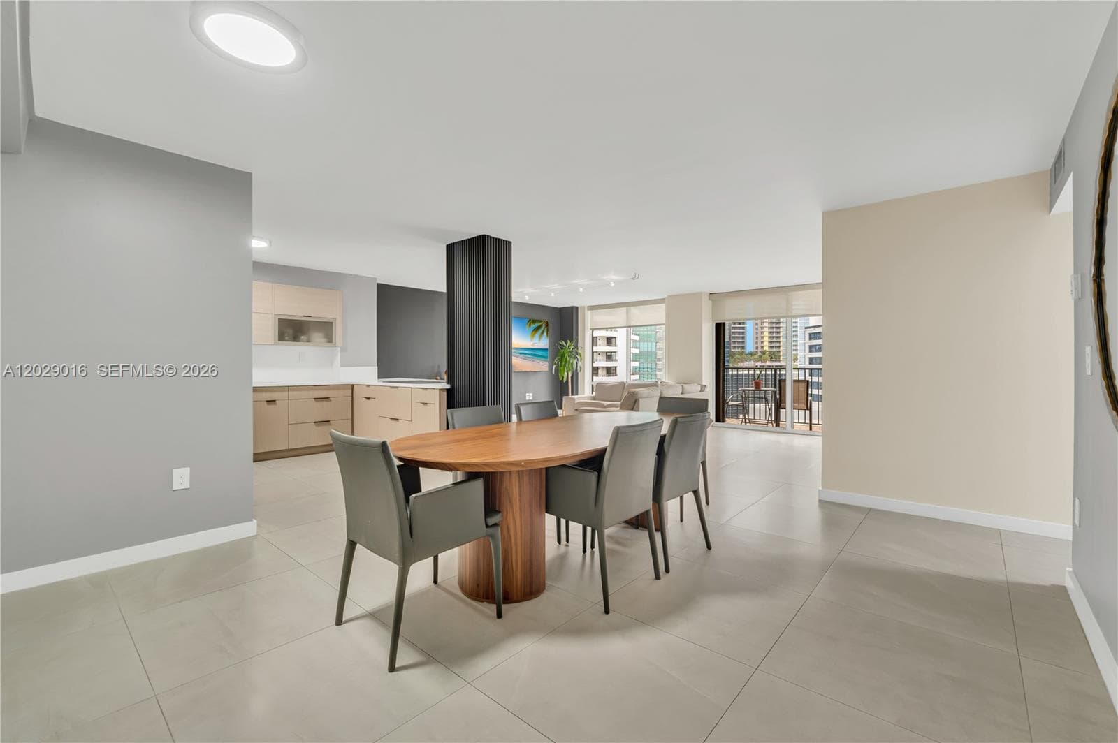 1450 Brickell Bay Dr # 1815, Miami FL 33131