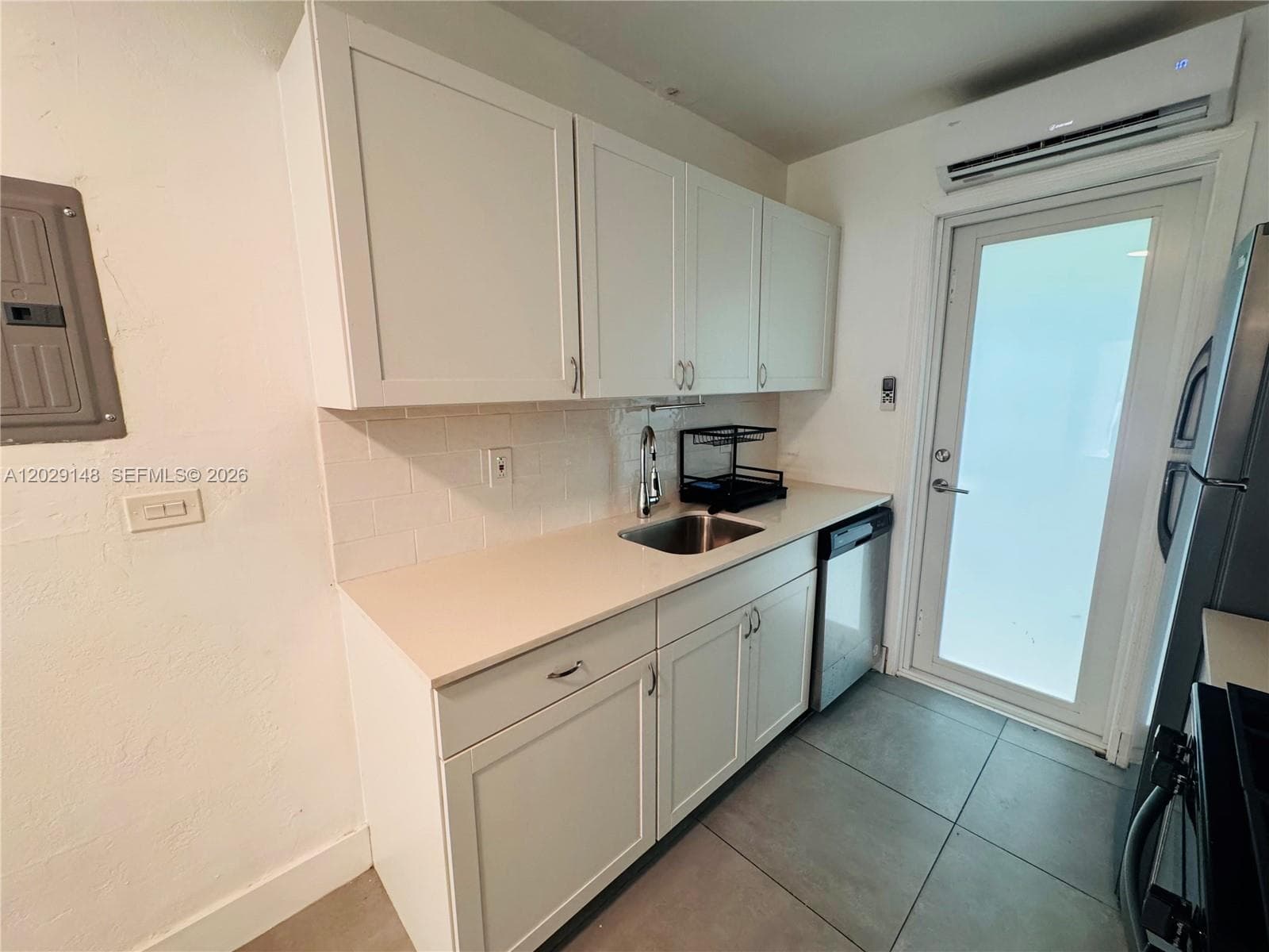 75 Washington Ave # 10, Miami Beach FL 33139