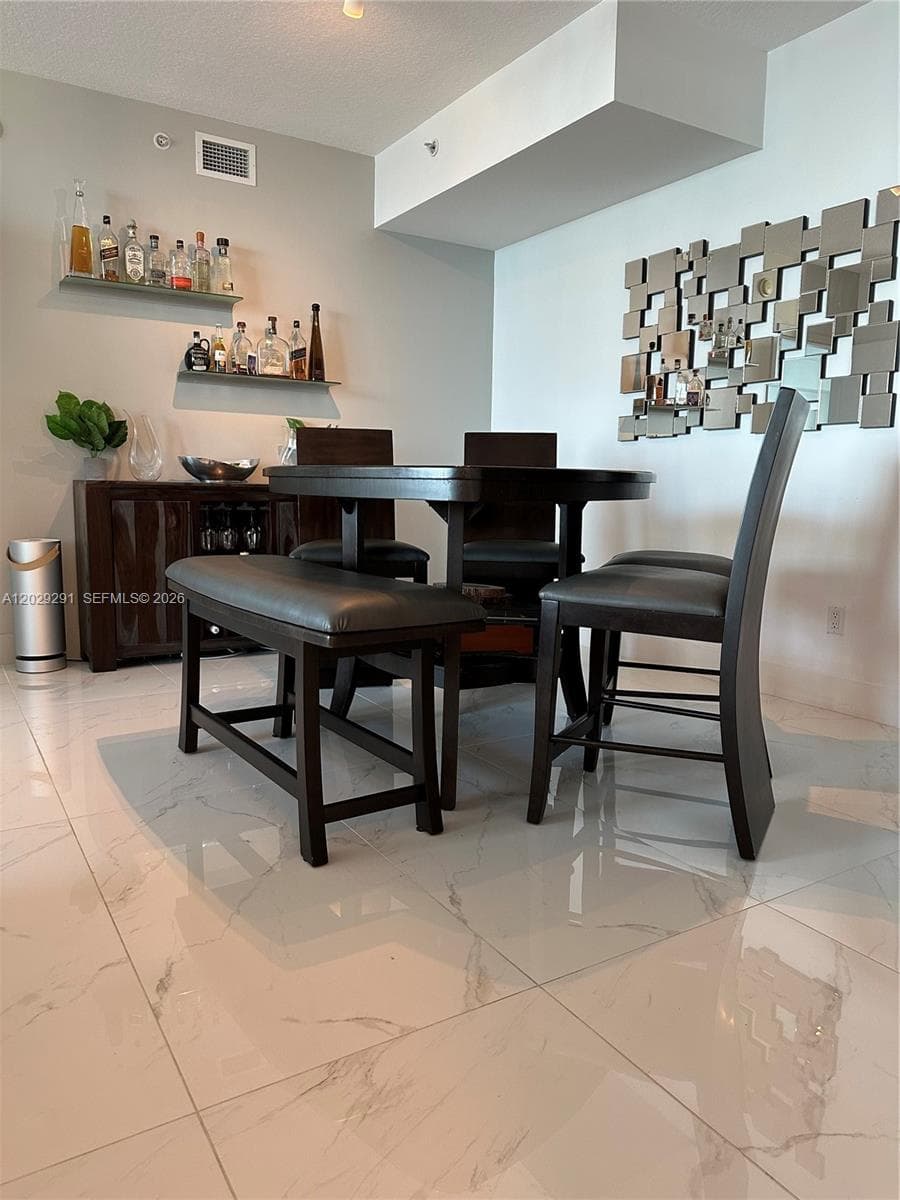325 S Biscayne Blvd # 4119, Miami FL 33131