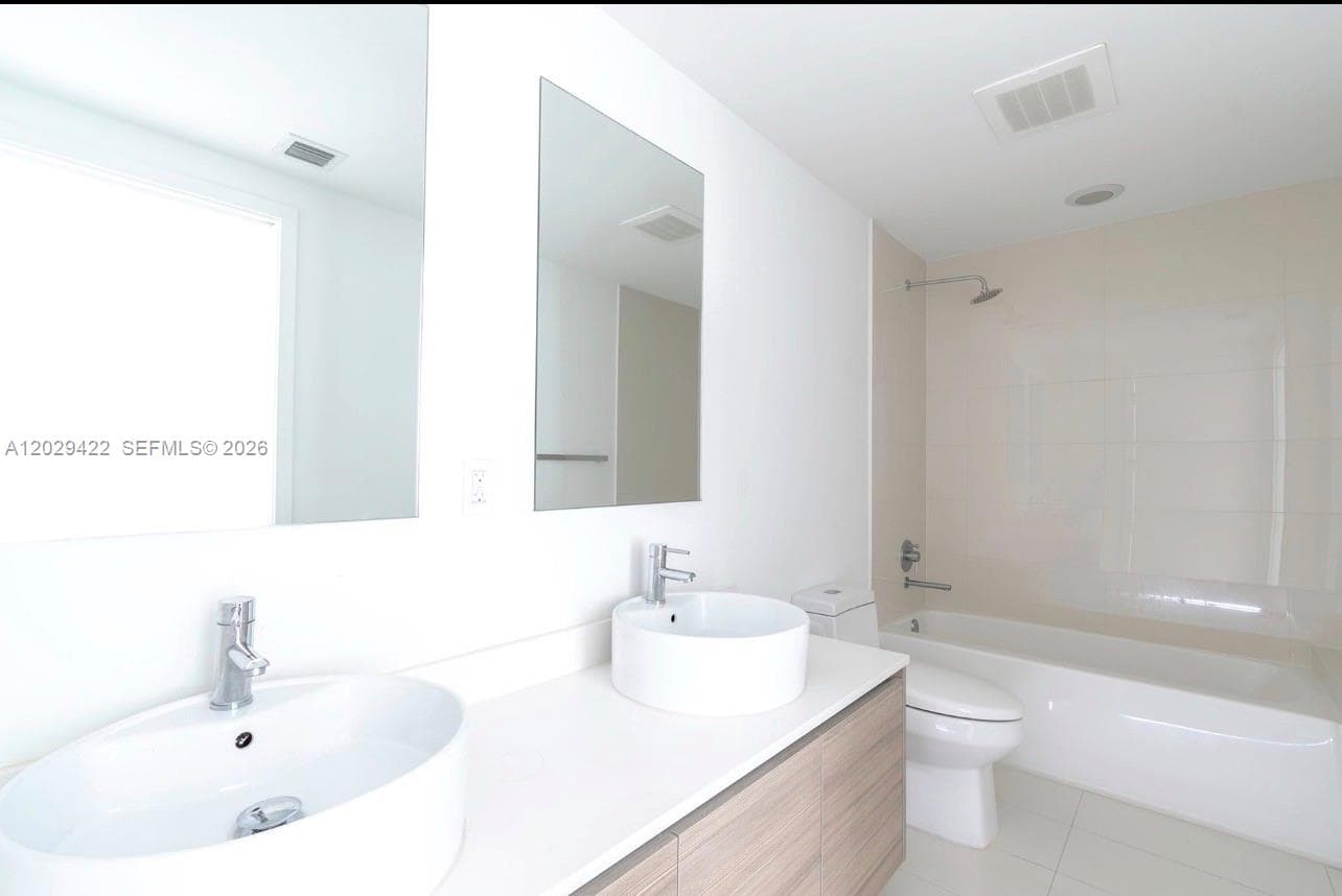 121 NE 34th St # 1412, Miami FL 33137