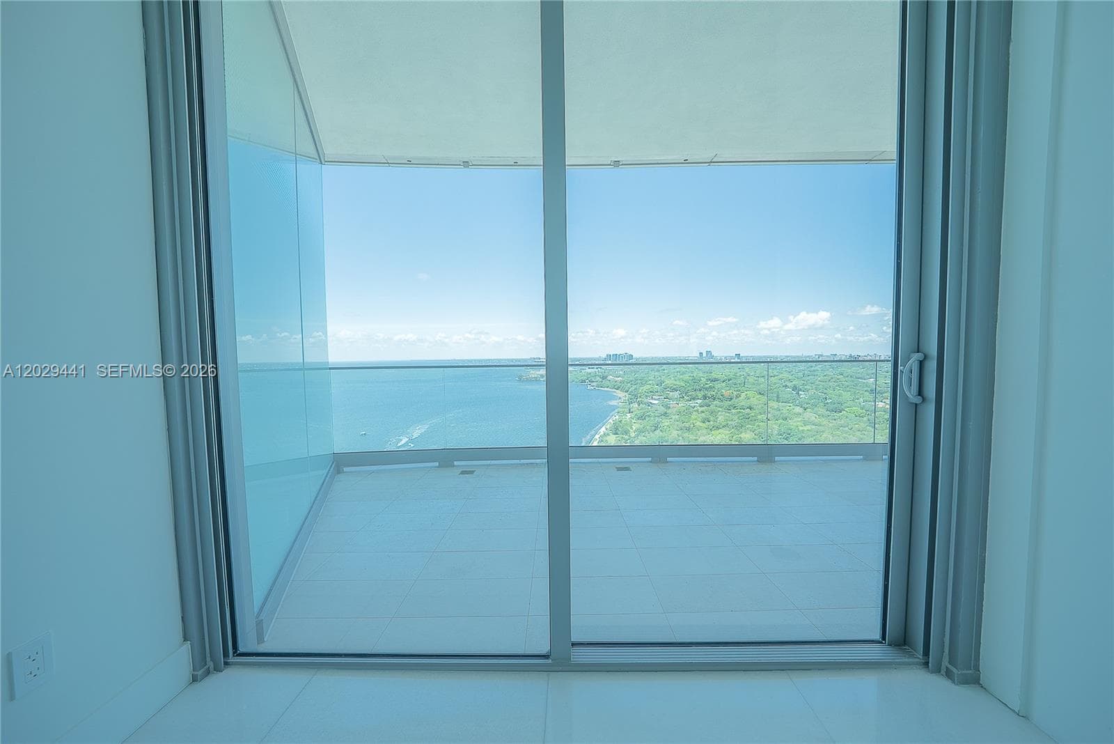 175 SE 25th Rd # 2103, Miami FL 33129