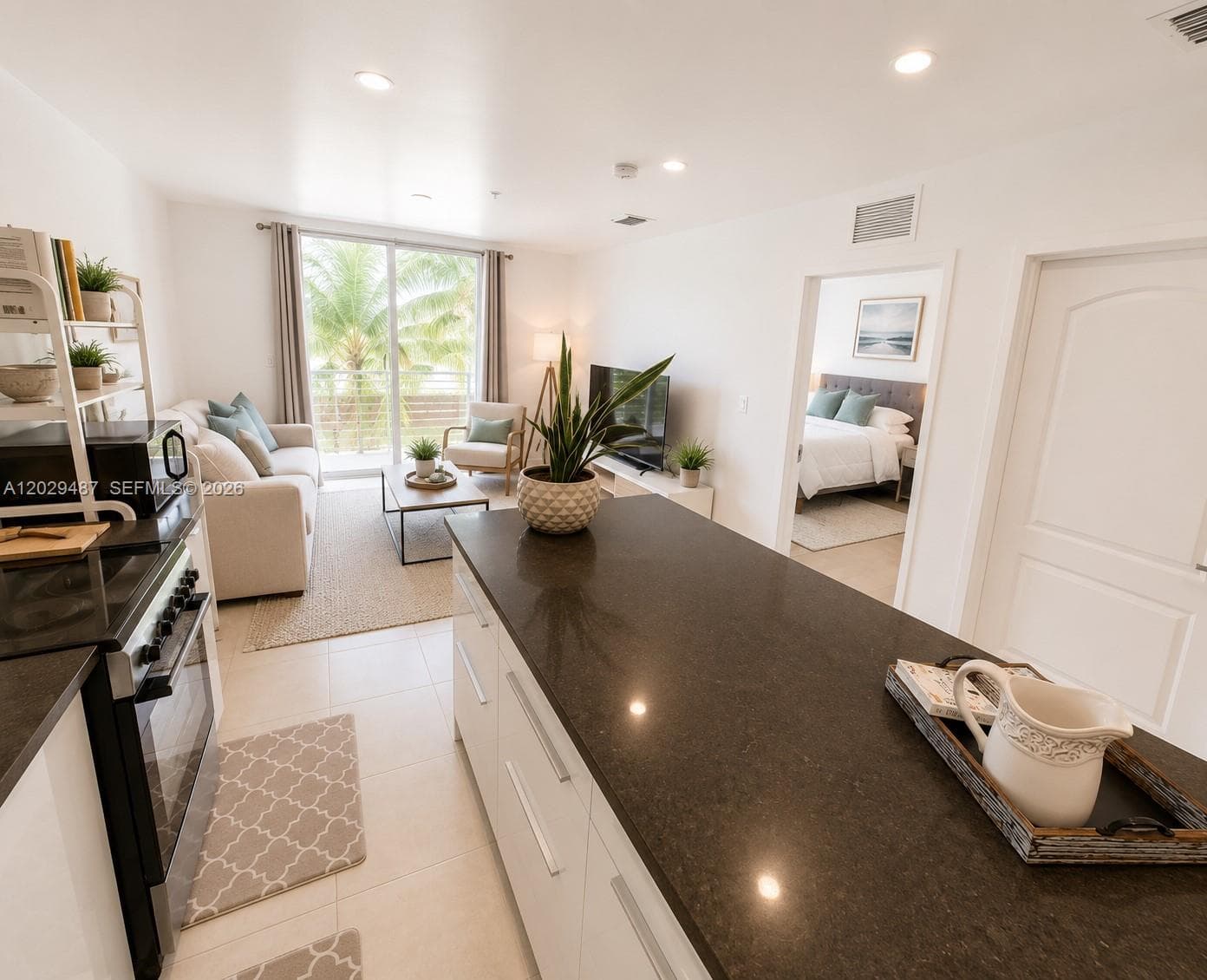 945 Michigan Ave # 5, Miami Beach FL 33139