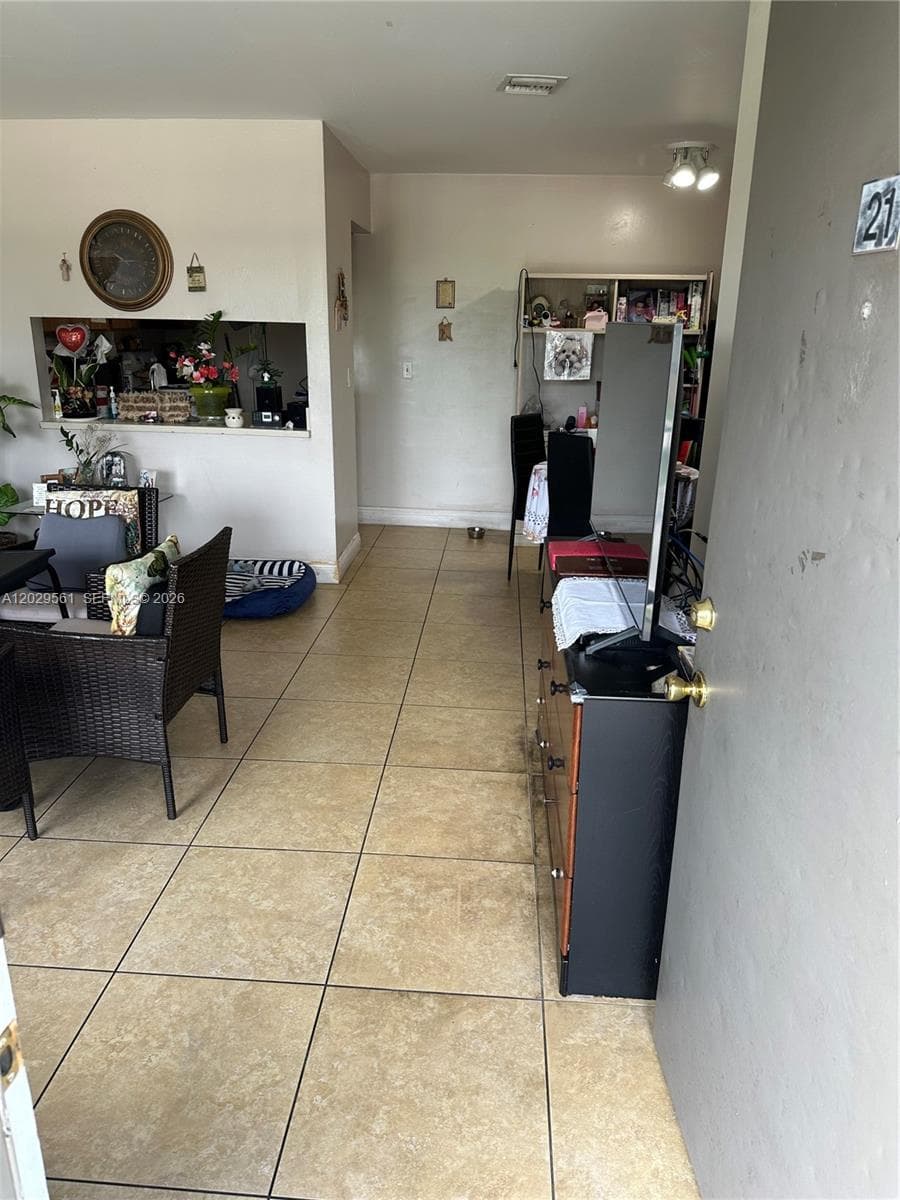 15360 SW 72 ST # 21, Miami FL 33193