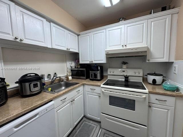 11780 SW 18th St # 2, Miami FL 33175