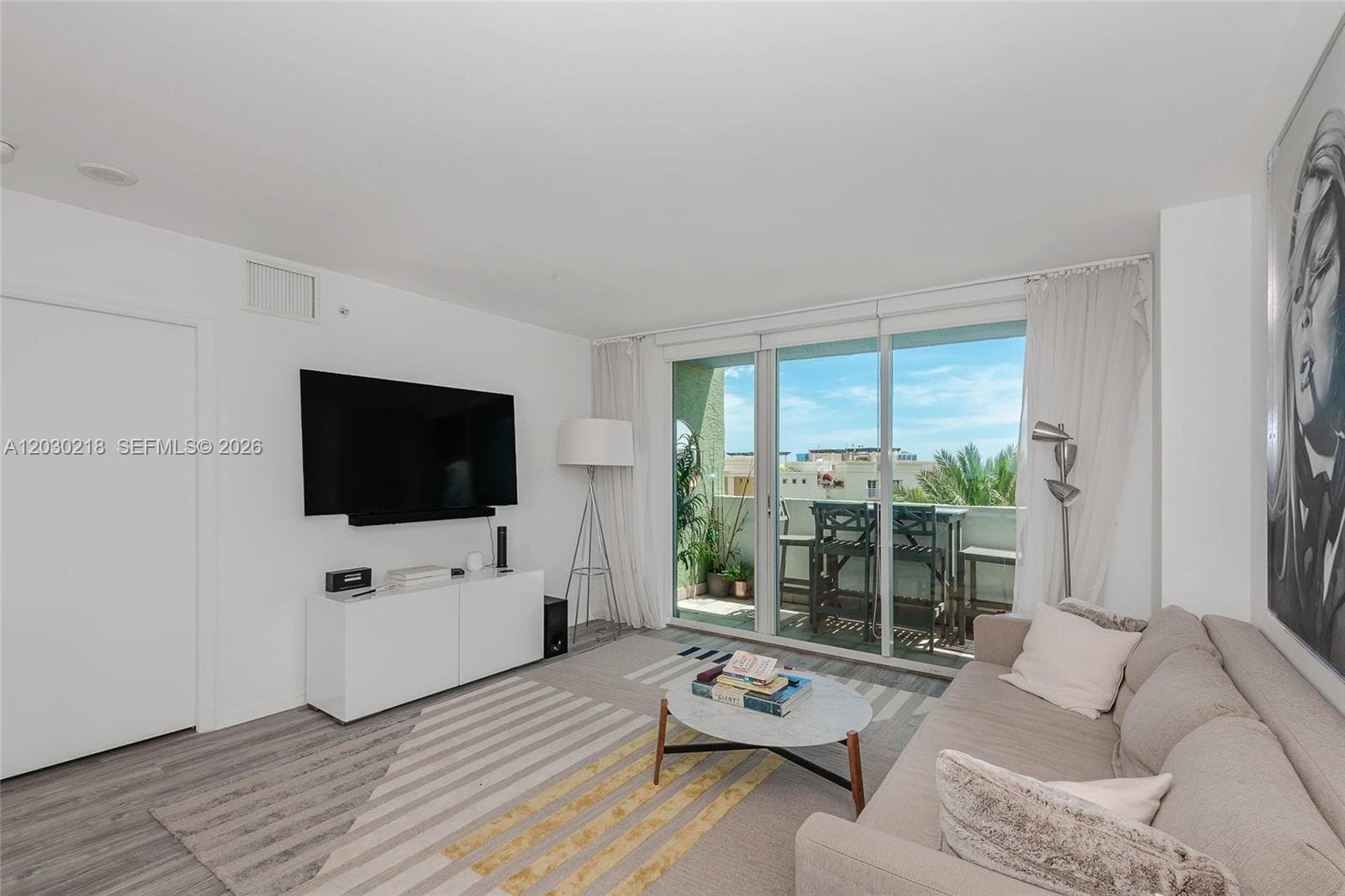 90 Alton Rd # 607, Miami Beach FL 33139