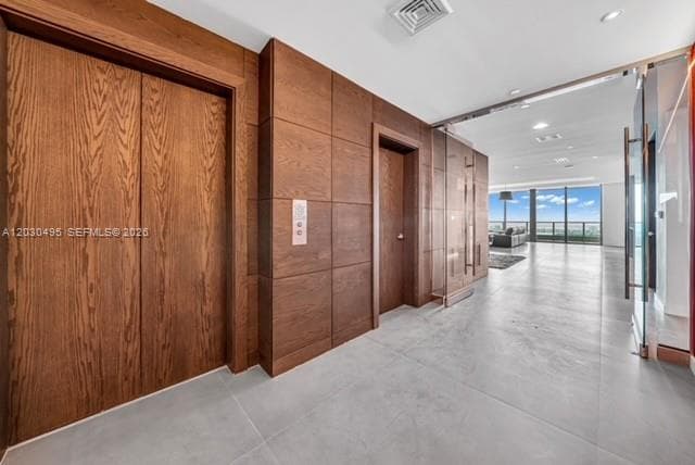 900 Biscayne Blvd, Miami FL 33132