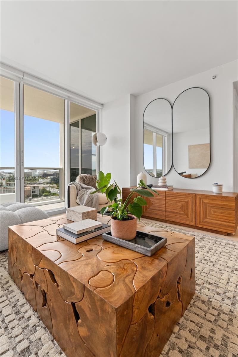 1800 Sunset Harbour Dr # 1003, Miami Beach FL 33139