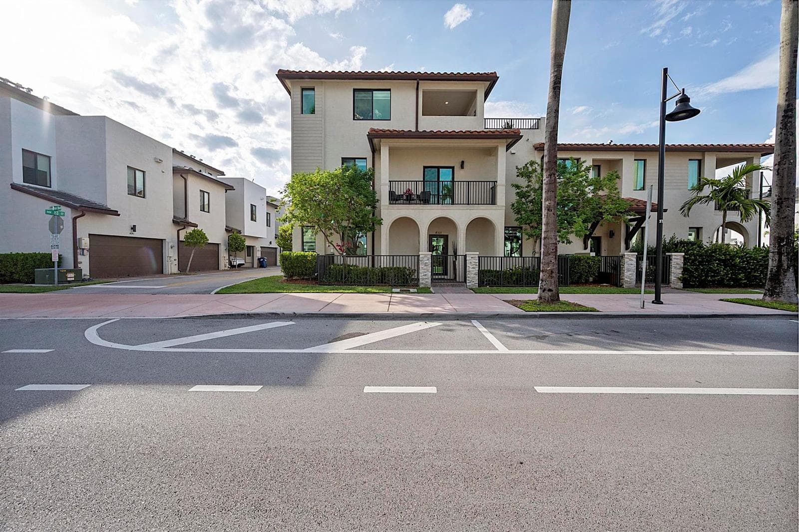 8321 Central Park Boulevard, Doral FL 33166