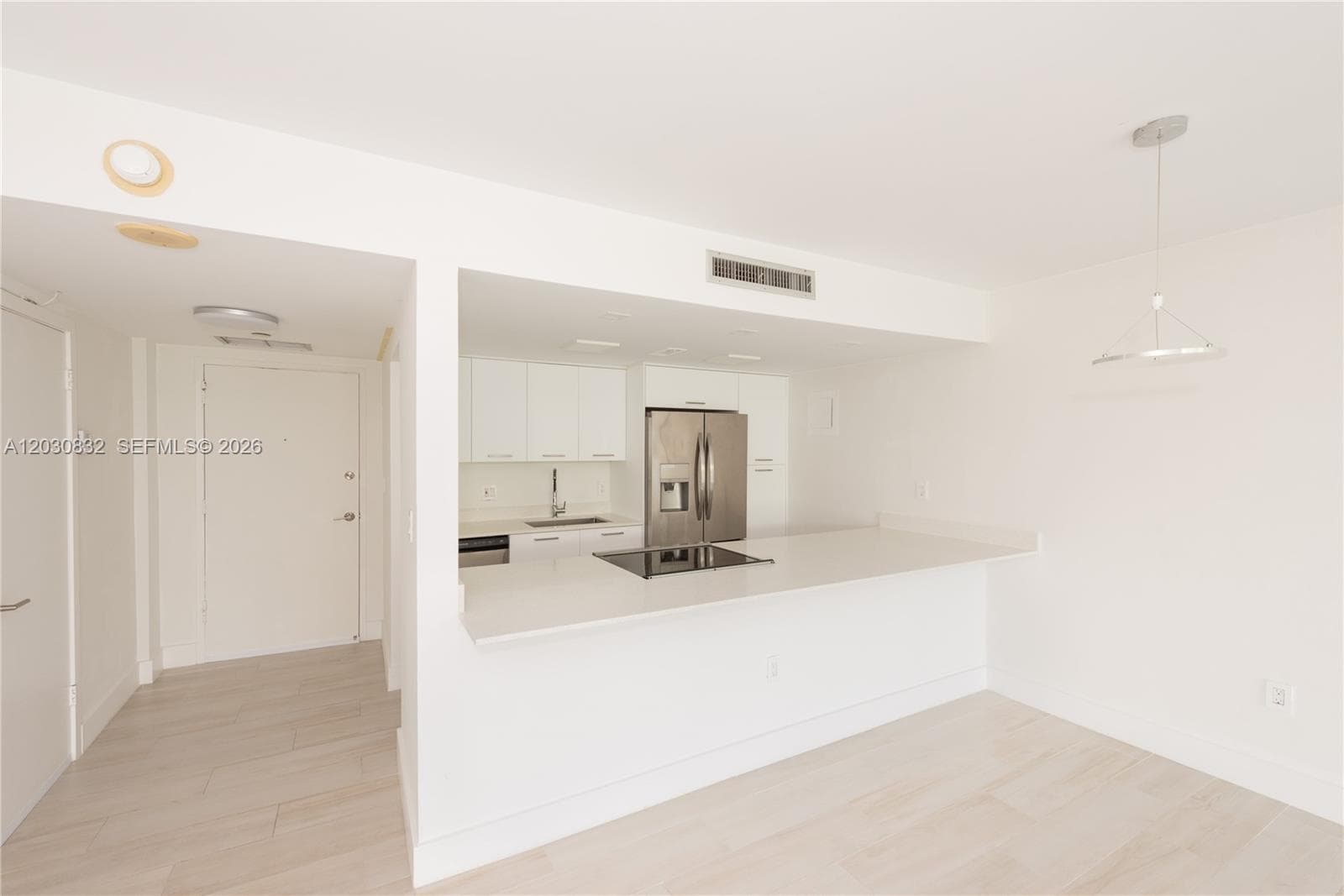 155 Ocean Lane Dr # 403, Key Biscayne FL 33149