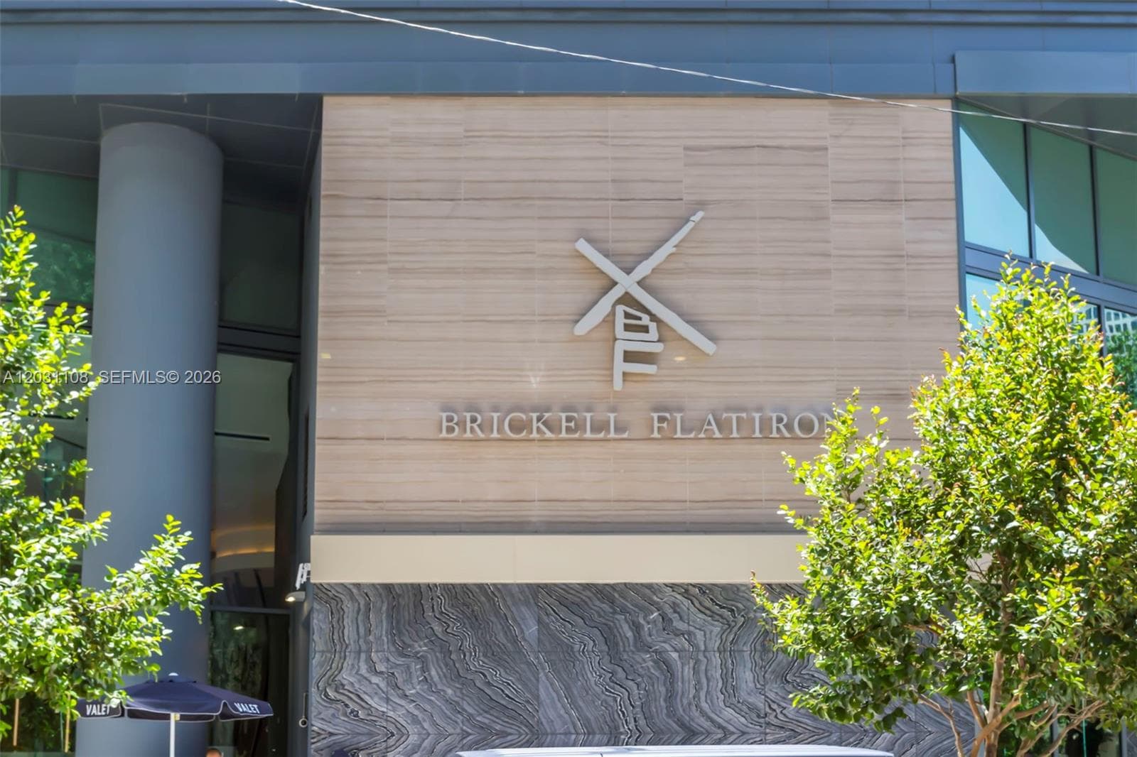 1000 Brickell Plz # 4609, Miami FL 33131