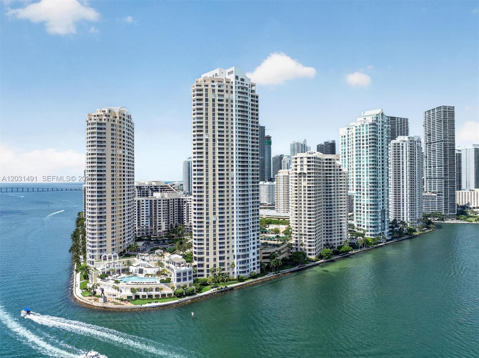848 Brickell Key Dr # 3402, Miami FL 33131