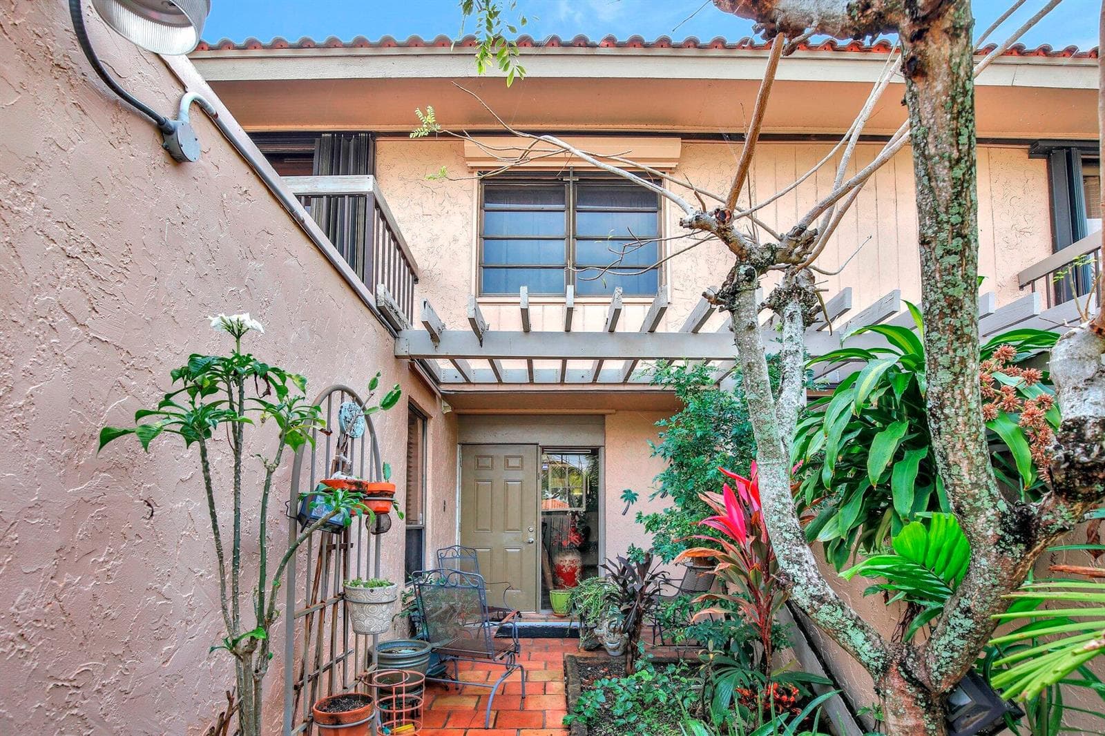 20606 NE 7th Court, Miami FL 33179