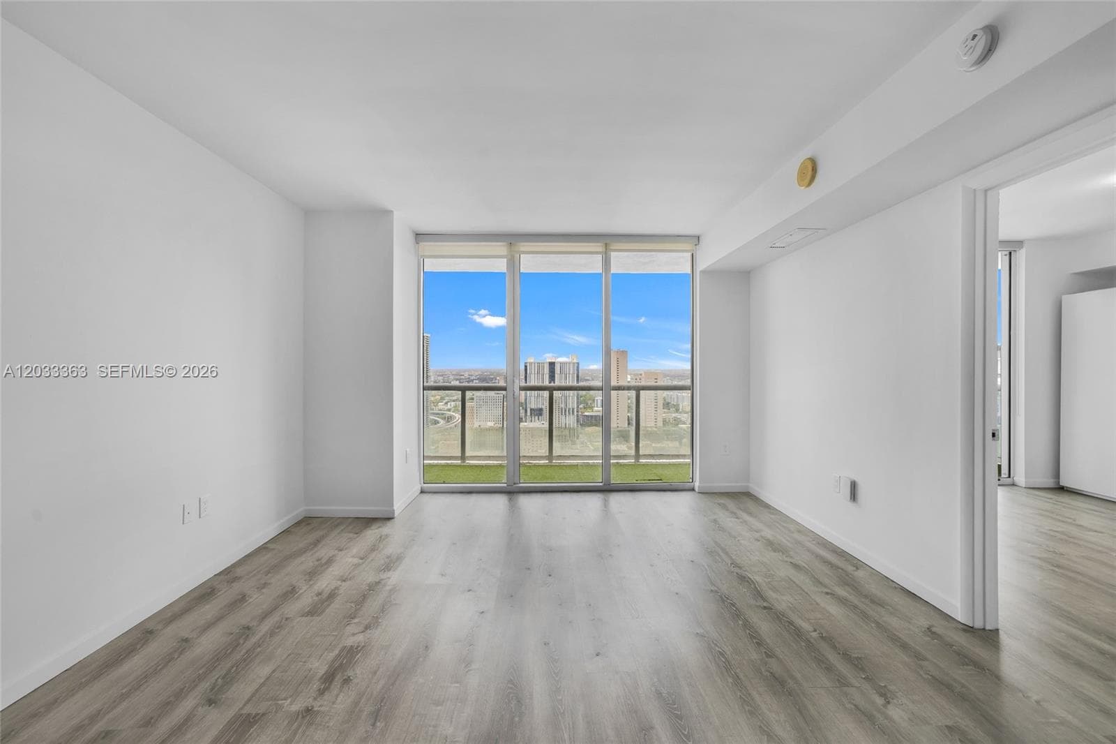 50 Biscayne Blvd # 4307, Miami FL 33132
