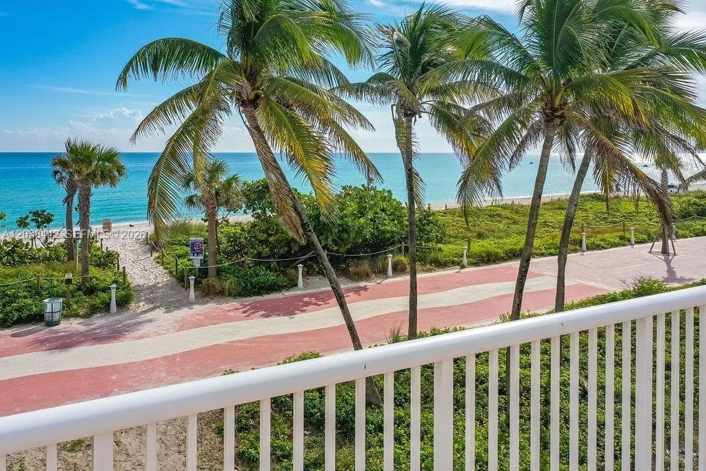 5401 Collins Ave # 231, Miami Beach FL 33140