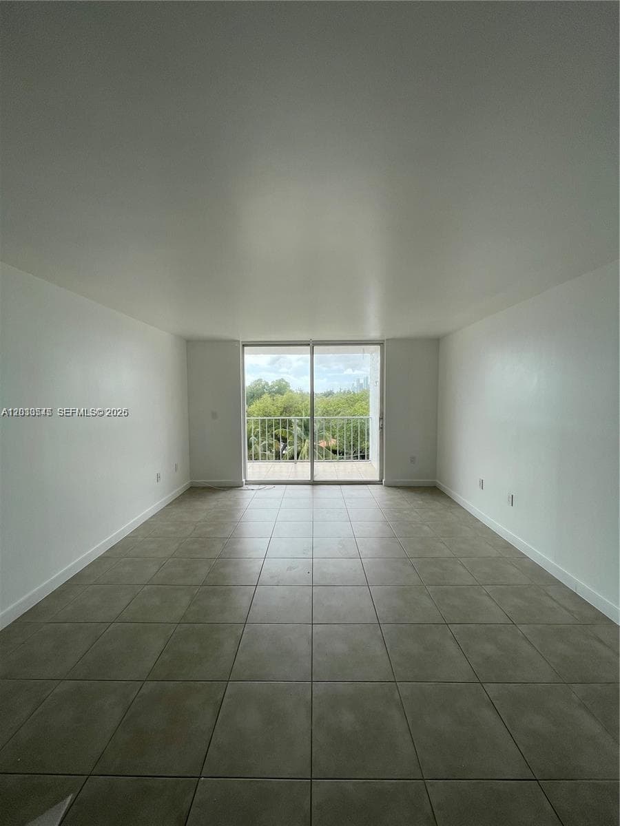 700 NE 63rd St # D606, Miami FL 33138