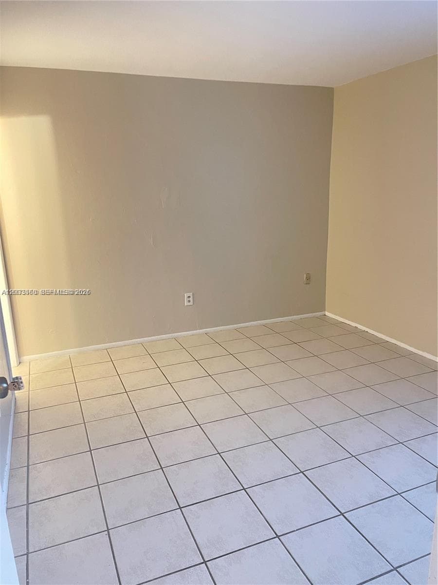 10383 N Kendall Dr # N5, Miami FL 33176