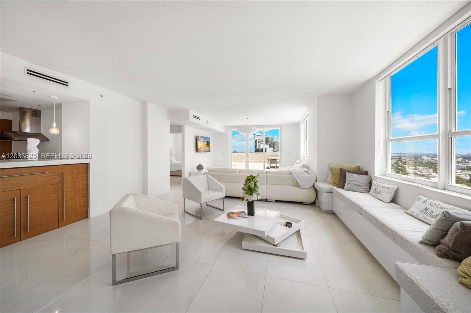 90 Alton Rd, Miami Beach FL 33139