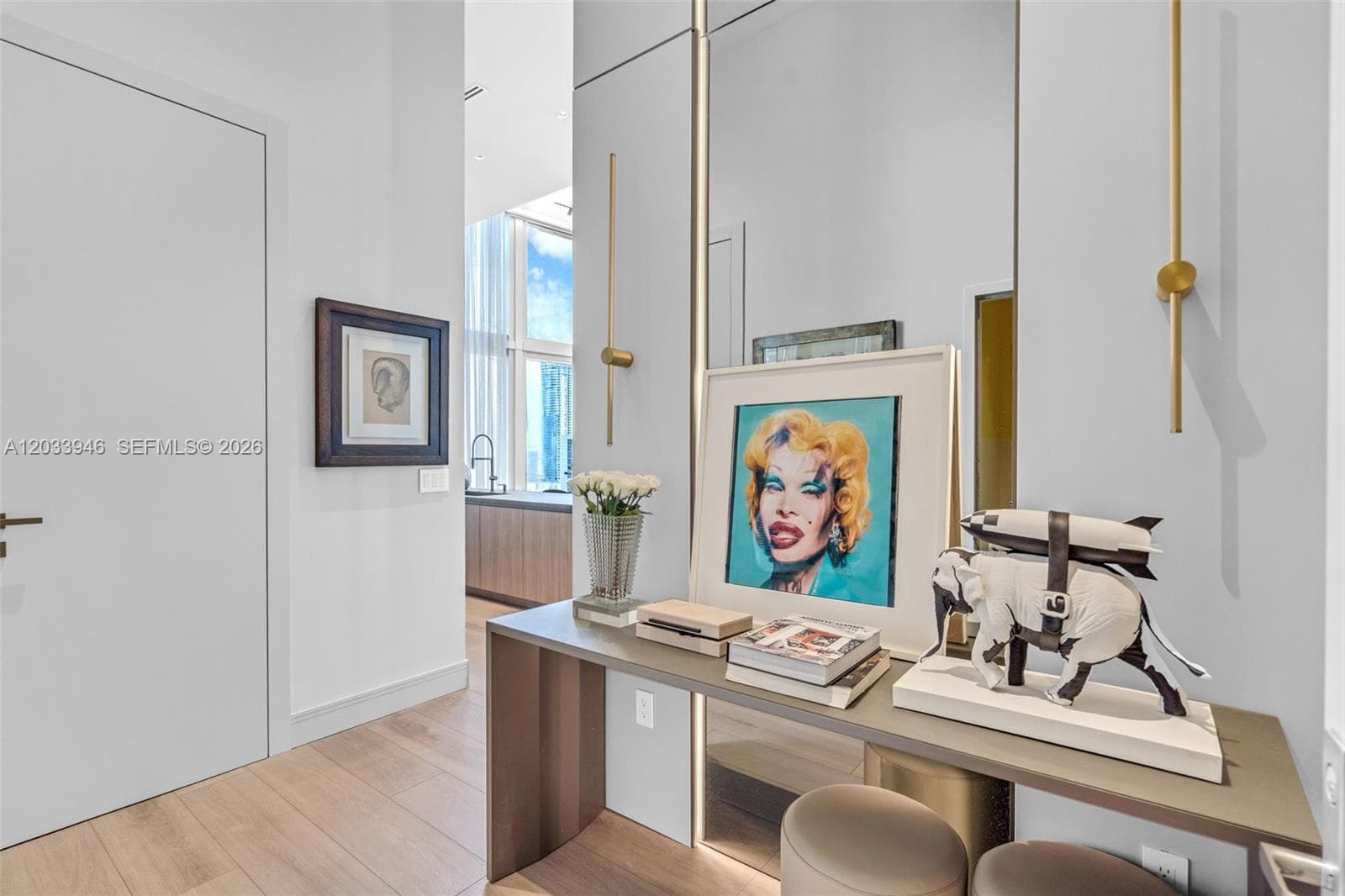 475 Brickell Ave # 2215, Miami FL 33131