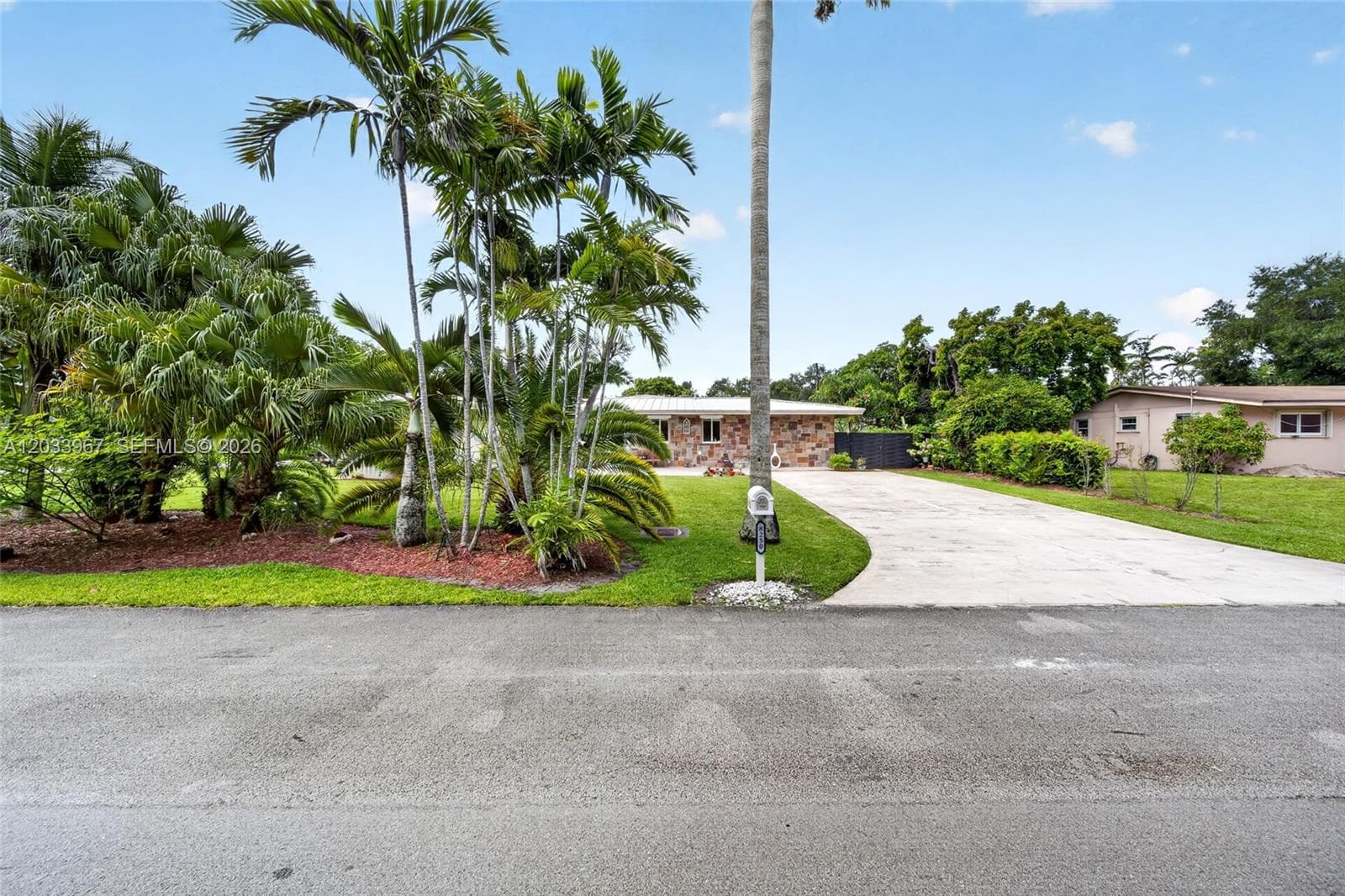8250 SW 118th Ter, Miami FL 33156