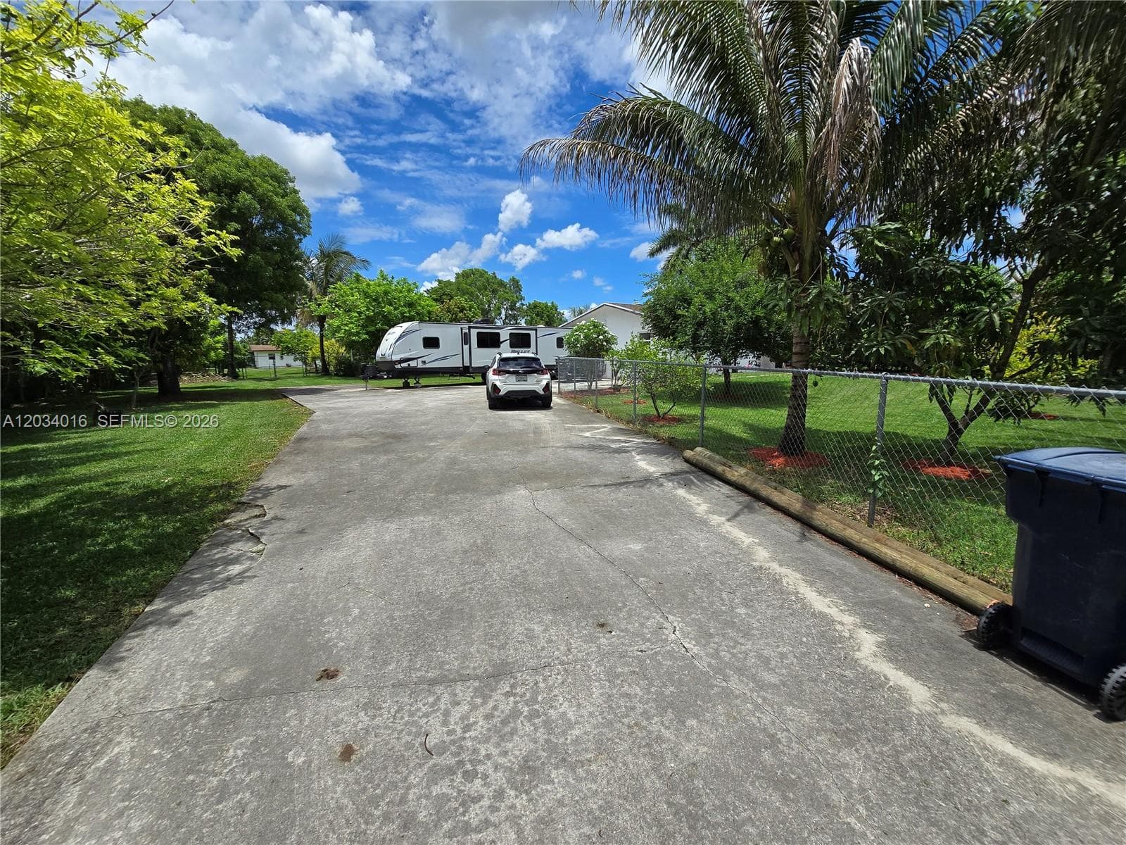20595 SW 190th St, Miami FL 33187