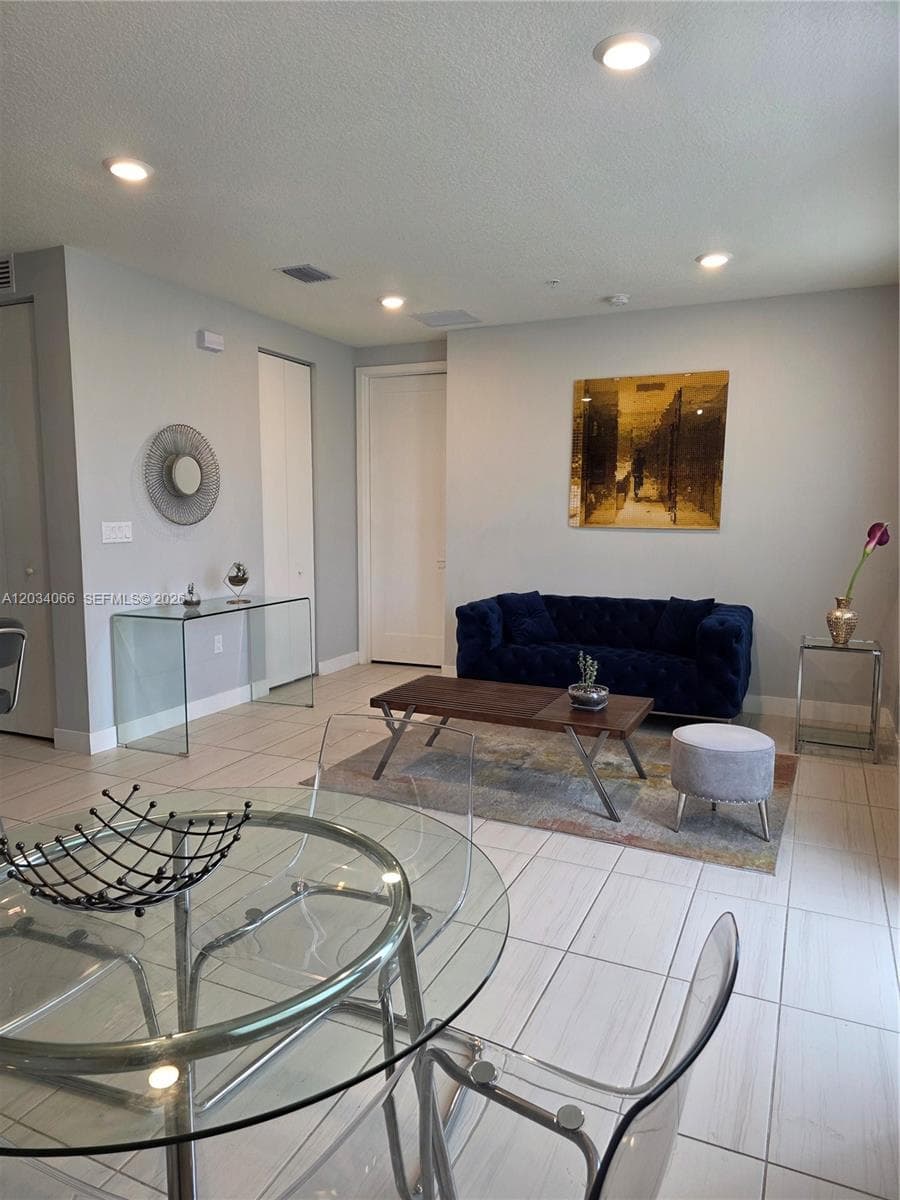 10222 NW 64th Way # 302, Doral FL 33178