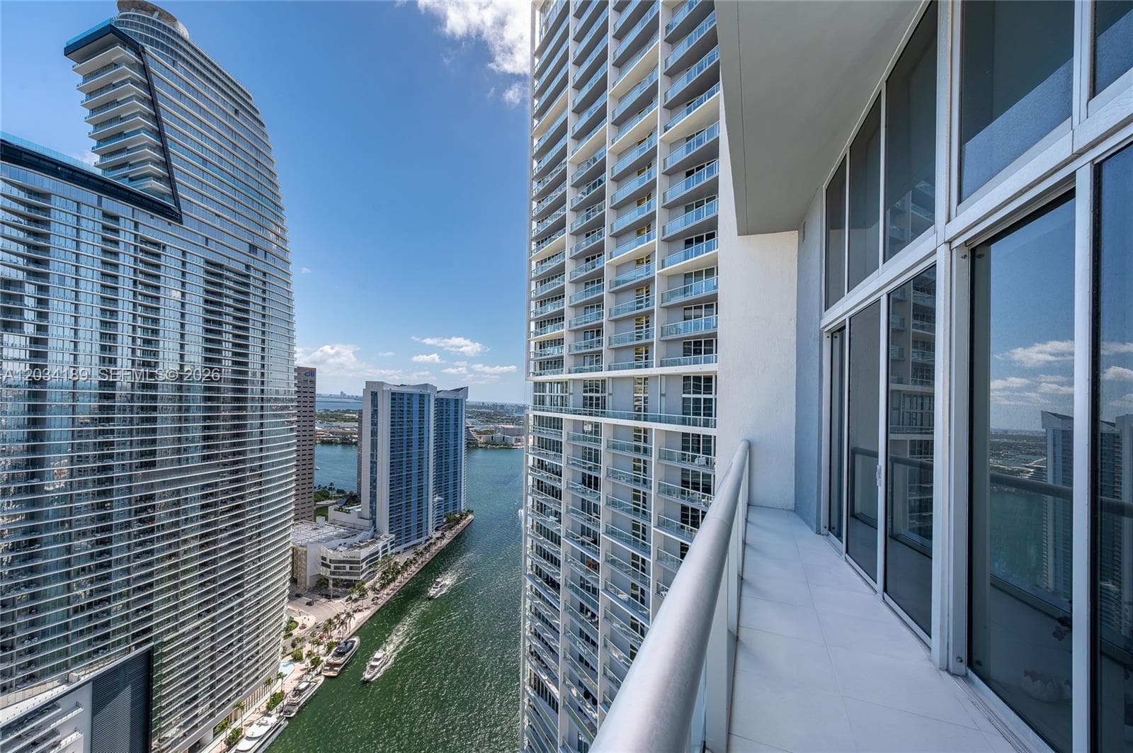 475 Brickell Ave # 4115, Miami FL 33131