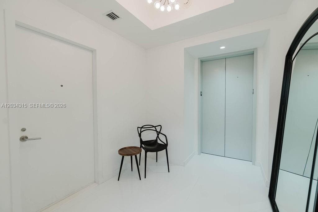 851 NE 1st Ave # 2403, Miami FL 33132