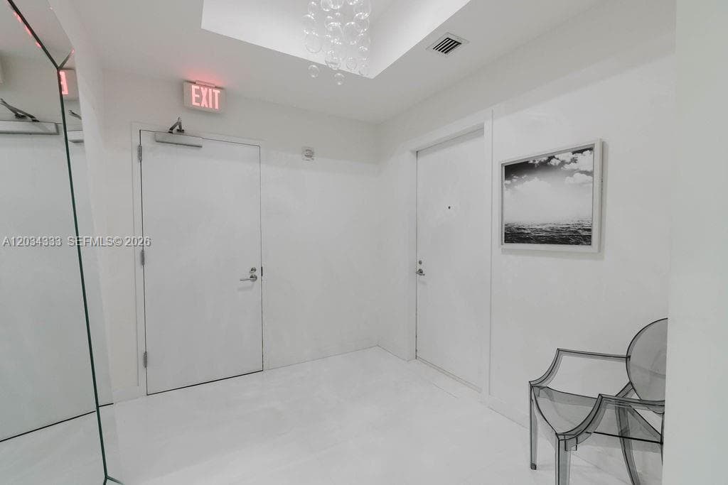 851 NE 1st Ave # 2303, Miami FL 33132