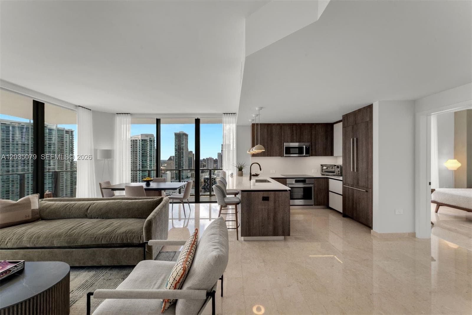 68 SE 6th St # 2612, Miami FL 33131