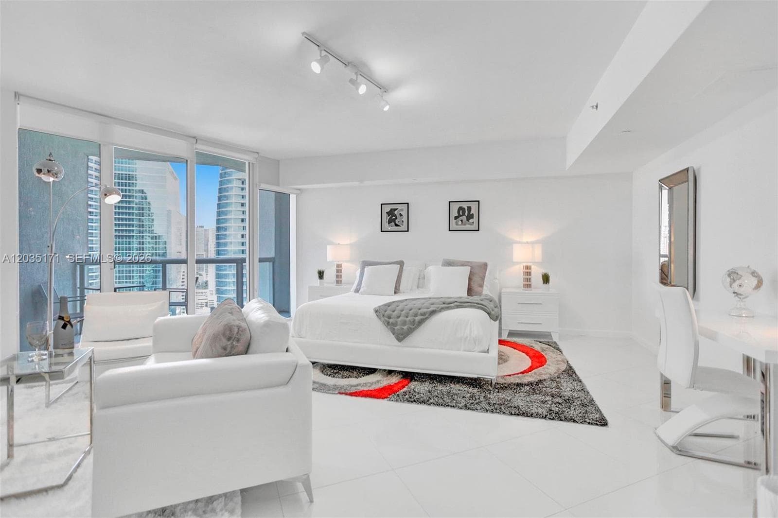 475 Brickell Ave # 3408, Miami FL 33131