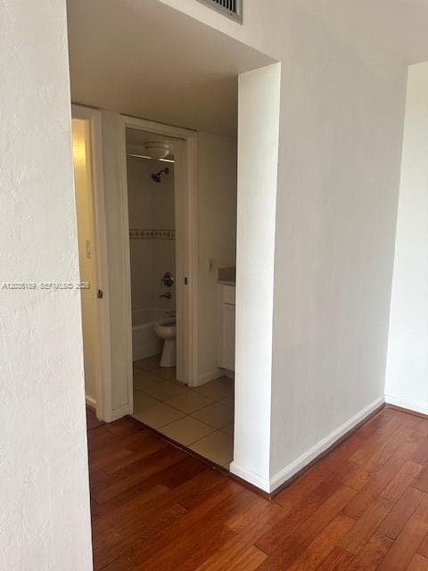 870 NW 87th Ave # 302, Miami FL 33172